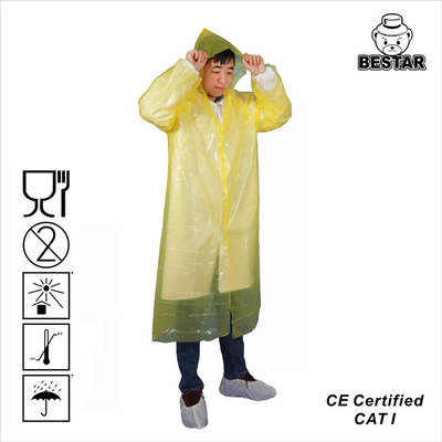 Плащпалаты дождя водоустойчивого PE пластиковые устранимые одевают с клобуком
